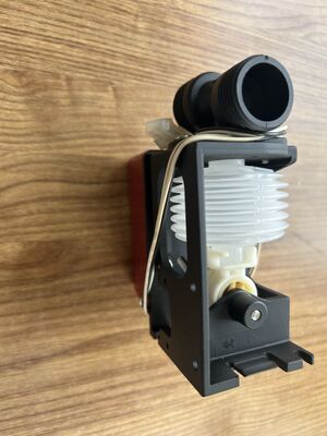 Il minilab di NORITSU FUJI MUGGISCE LA POMPA IWAKI KBR-3XAU1M di REPLENISHER fornitore