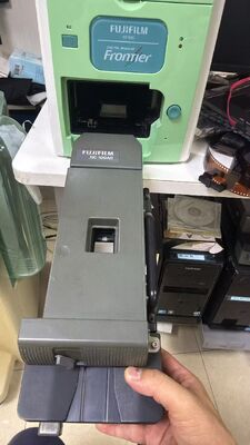Fujifilm SP-500 Film Scanner Standalone con portatore di diapositive MFC10AR Set completo, Professional 35mm Slide & Filmstrip Digitizing Scanner fornitore