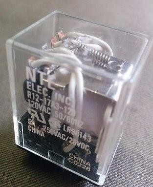 NTE TRASMETTONO L'AMP R1217A3120 NORITSU MINILAB DI R12-17A3-120 120 VCA 5 fornitore