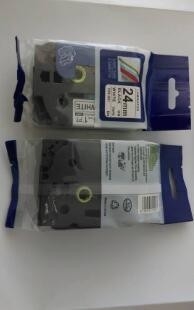 Il nero di PUTY 24mm sulla macchina da scrivere bianca di P-tocco di Tapes Compatible For del fratello dell'etichetta TZe-251 di TZ251 TZe251 TZe 251 fornitore