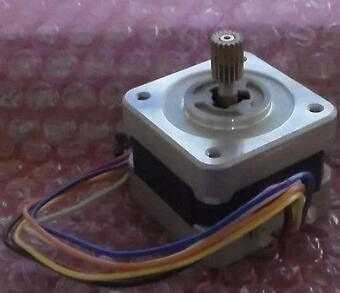 MOTORE FACENTE UN PASSO 103-546-5143 di FRONTIERA MINILAB 118C907137F 118C907137 SANYO DENKI di FUJI fornitore